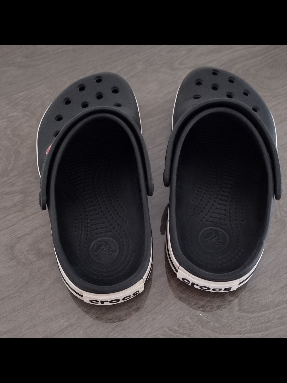 Black Clog Shoes with White Trim - Crocs Classic Comfort M 4 / W 6 - Picture 4 of 8